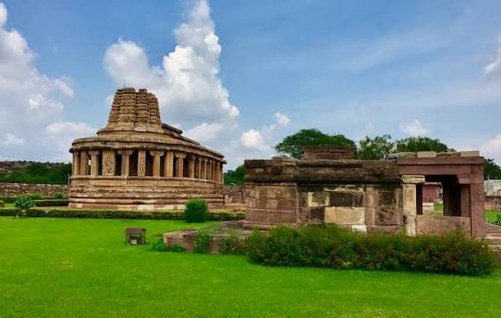 Badami, Aihole & Pattadakal Heritage Circuit