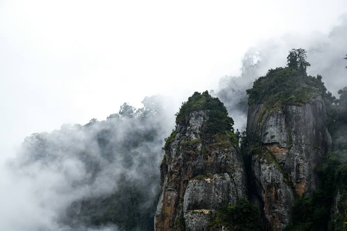 Pillar Rocks Granite Cliffs Kodaikanal